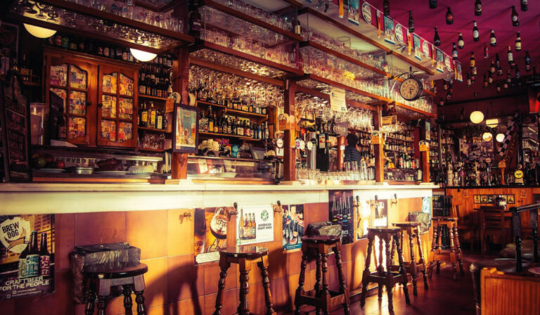 How to Order Food in Spanish bar or Restaurant